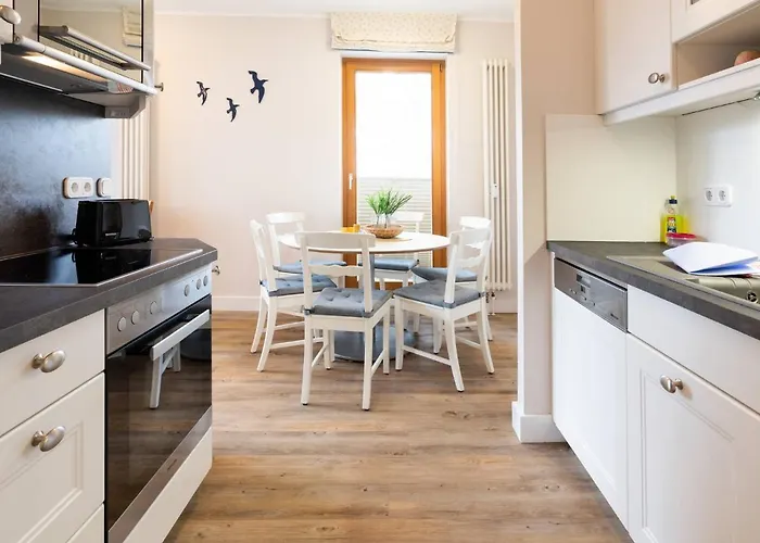 Kaiservillen - Mit 2 Schlafzimmern Und Balkon D222 아파트 *