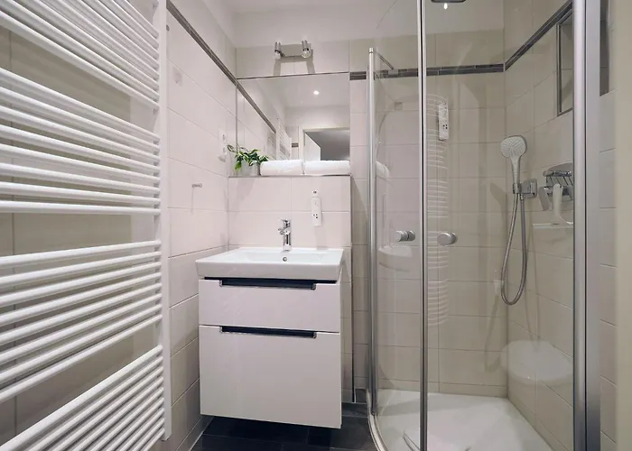 Апартаменты Kaiservillen - Mit 2 Schlafzimmern Und Balkon D222